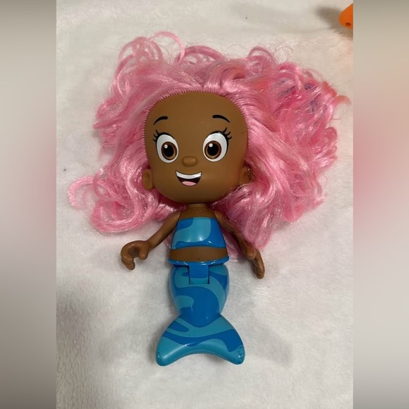 Bubble Guppies Colorful Underwater Adventure Playset. One bus with figurines, - Picture 2 of 10